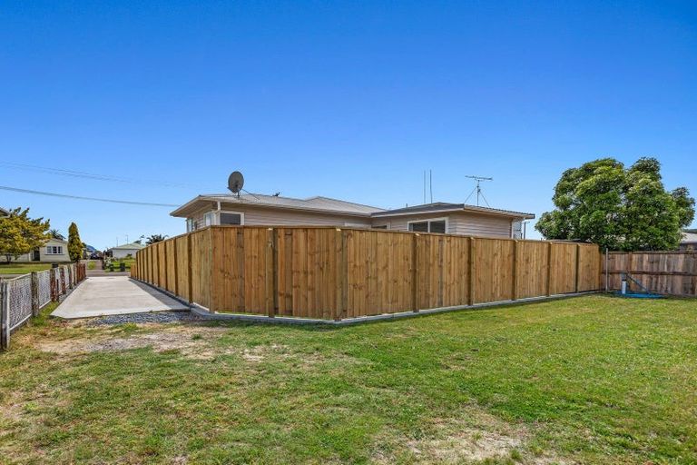 Photo of property in Victoria Avenue, Dannevirke, 4930