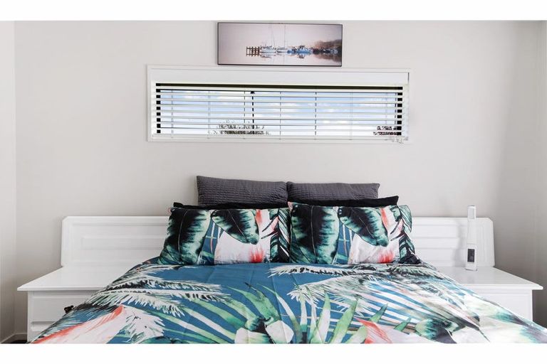 Photo of property in 8 Waipara Road, Pegasus, 7612