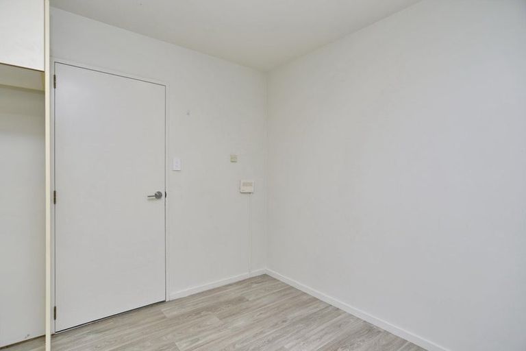 Photo of property in 1/3 James Condon Place, Redwood, Christchurch, 8051