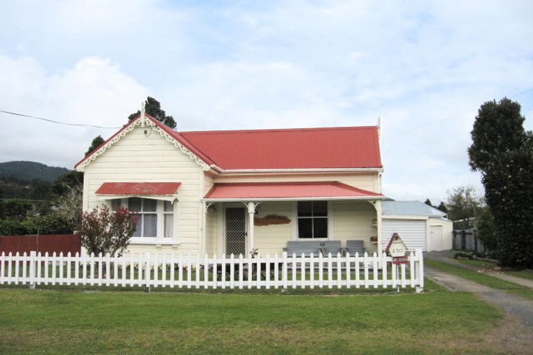 Photo of property in 230 Watt Street, Coromandel, 3506