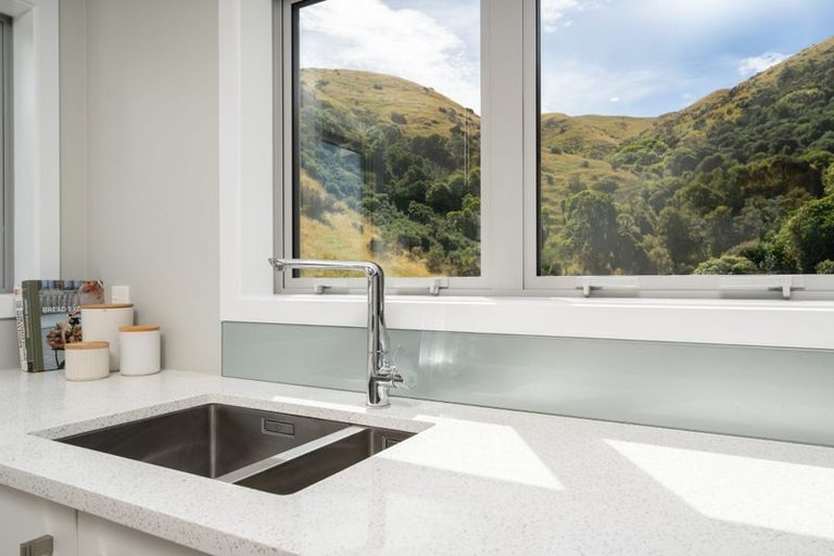 Photo of property in 34 Cheetwood Street, Churton Park, Wellington, 6037