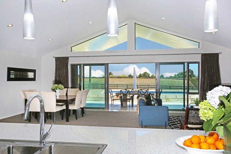 Photo of property in 98 Dyke Road, Karaka, Papakura, 2580