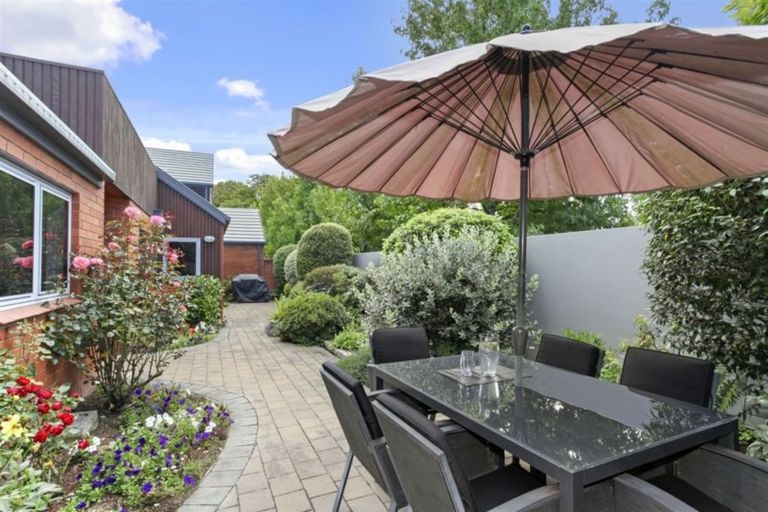 Photo of property in 70c Clyde Road, Ilam, Christchurch, 8041