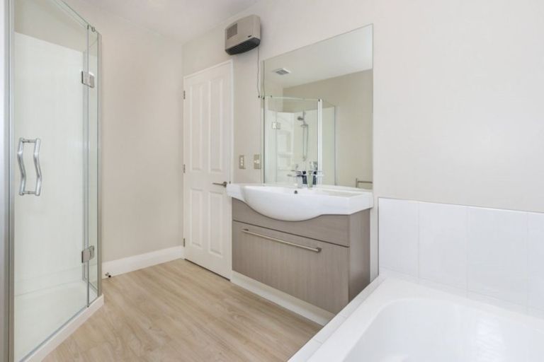 Photo of property in 17 Josephine Crescent, Aidanfield, Christchurch, 8025