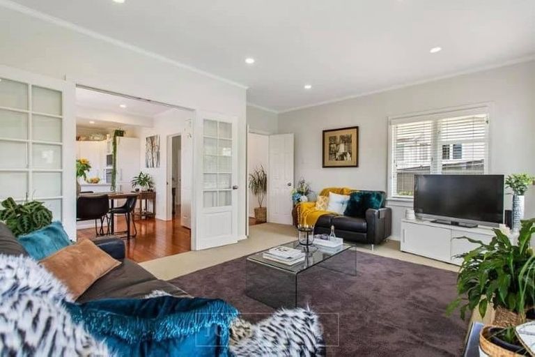 Photo of property in 755 Remuera Road, Remuera, Auckland, 1050