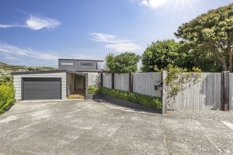 Photo of property in 7 Ayr Place, Papakowhai, Porirua, 5024