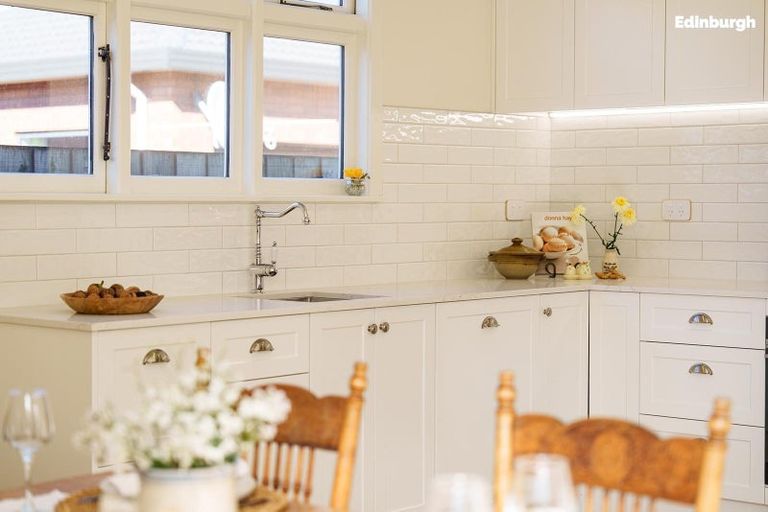 Photo of property in 77 Queens Drive, Saint Kilda, Dunedin, 9012