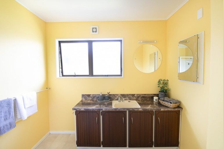 Photo of property in 12a Avenue Road, Greenmeadows, Napier, 4112