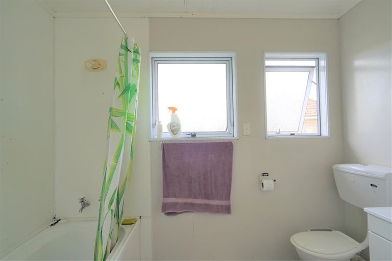 Photo of property in 11 Aratiatia Place, Tikipunga, Whangarei, 0112
