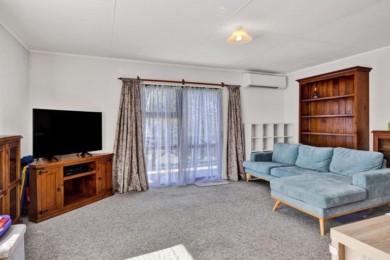 Photo of property in 36 Carlton Terrace, Westown, New Plymouth, 4310