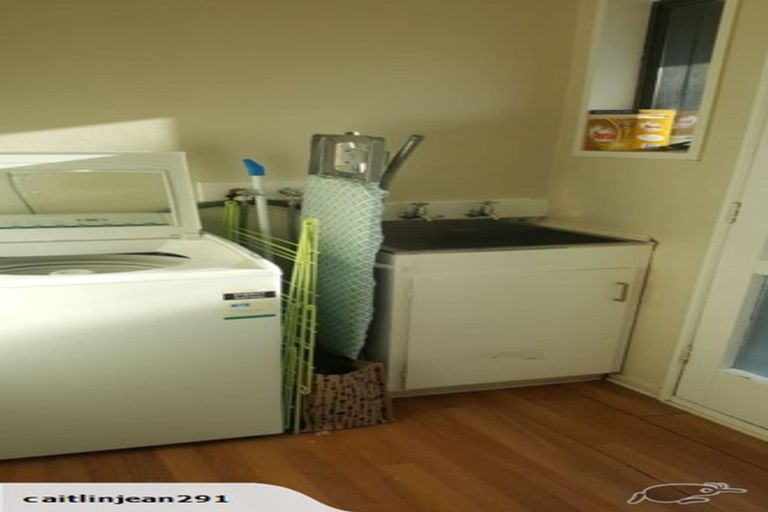 Photo of property in 19b Chipping Lane, Redwood, Christchurch, 8051