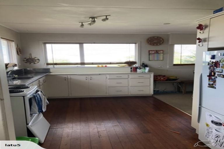Photo of property in 1159 Devon Road, Bell Block, New Plymouth, 4373