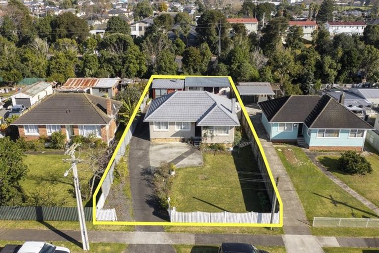 Photo of property in 15 Waimate Street, Otara, Auckland, 2023