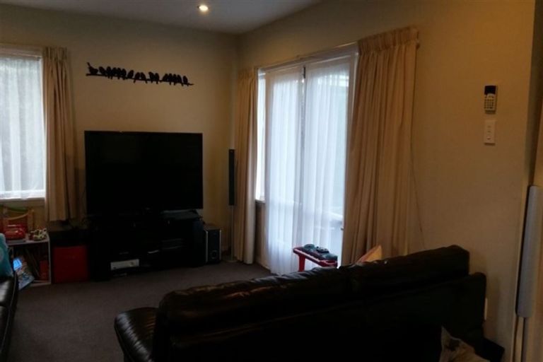 Photo of property in 355 Hills Road, Mairehau, Christchurch, 8013