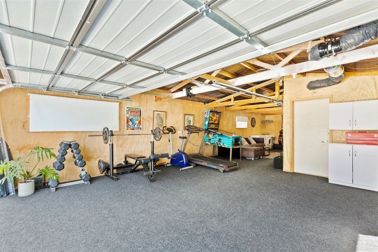 Photo of property in 9 Paewai Road, Glen Eden, Auckland, 0602