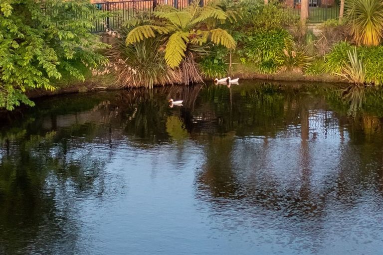 Photo of property in 4 Consort Close, Paraparaumu Beach, Paraparaumu, 5032