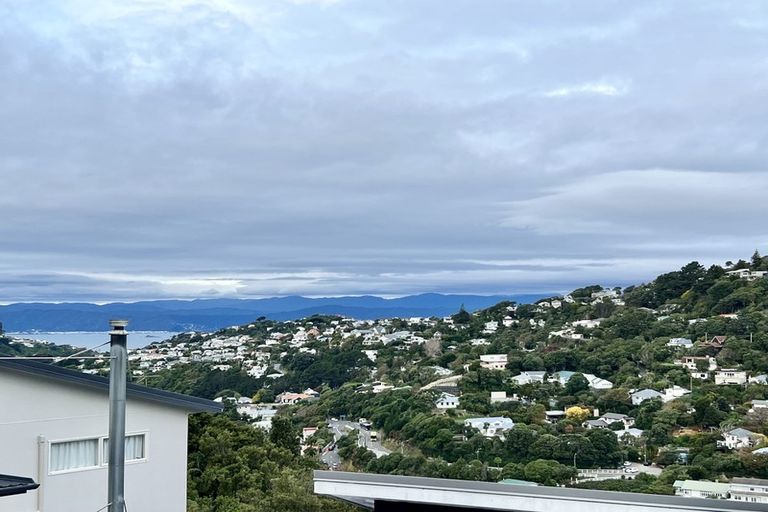 Photo of property in 59 Chartwell Drive, Crofton Downs, Wellington, 6035