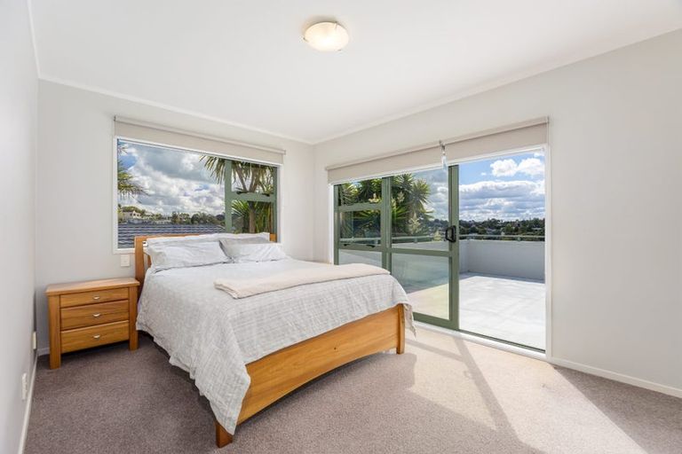 Photo of property in 14 Acacia Road, Torbay, Auckland, 0632