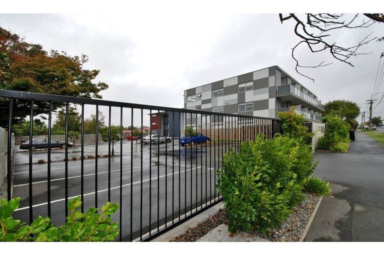 Photo of property in 15/126 Nursery Road, Linwood, Christchurch, 8011