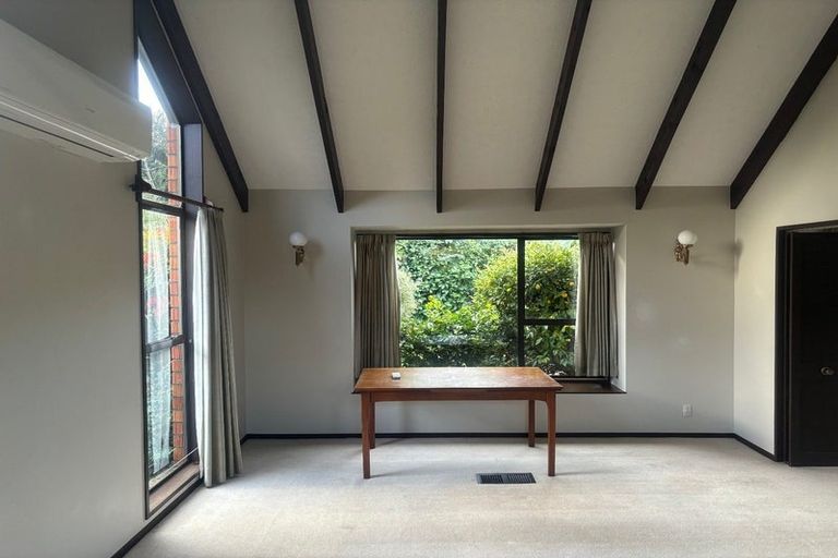 Photo of property in 24 Lodge Place, Ilam, Christchurch, 8041
