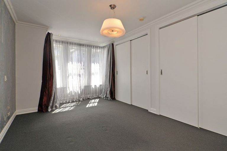 Photo of property in 63 Brougham Street, Mount Victoria, Wellington, 6011