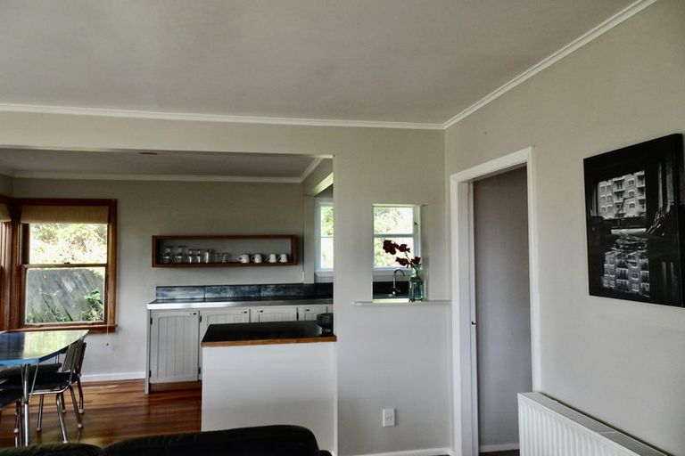 Photo of property in 38 Sidlaw Street, Strathmore Park, Wellington, 6022