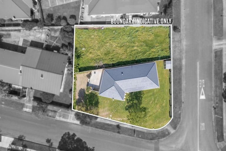 Photo of property in 72 Belvedere Avenue, Waikanae, 5036