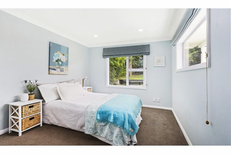 Photo of property in 108 Broderick Road, Johnsonville, Wellington, 6037