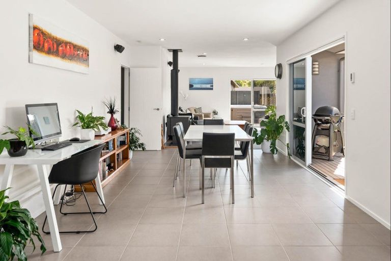 Photo of property in 60 Montgomery Crescent, Kinloch, Taupo, 3377