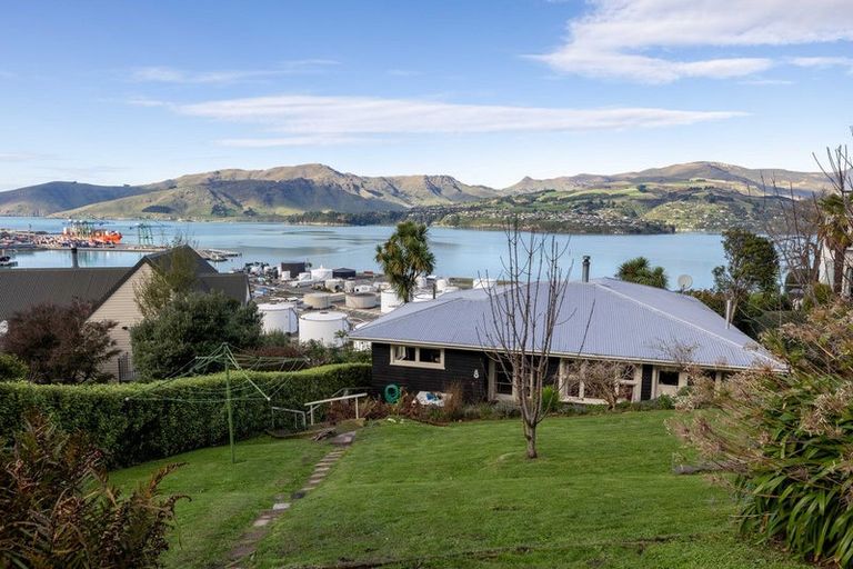 Photo of property in 44 Cressy Terrace, Lyttelton, 8082