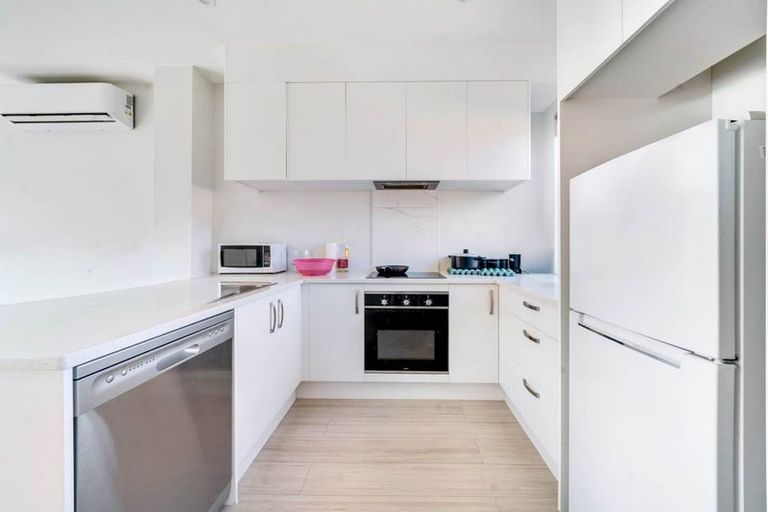 Photo of property in 7/15 Rush Place, Mangere, Auckland, 2022