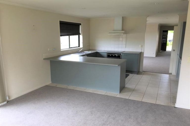 Photo of property in 5 San Carlo Court, Henderson, Auckland, 0612