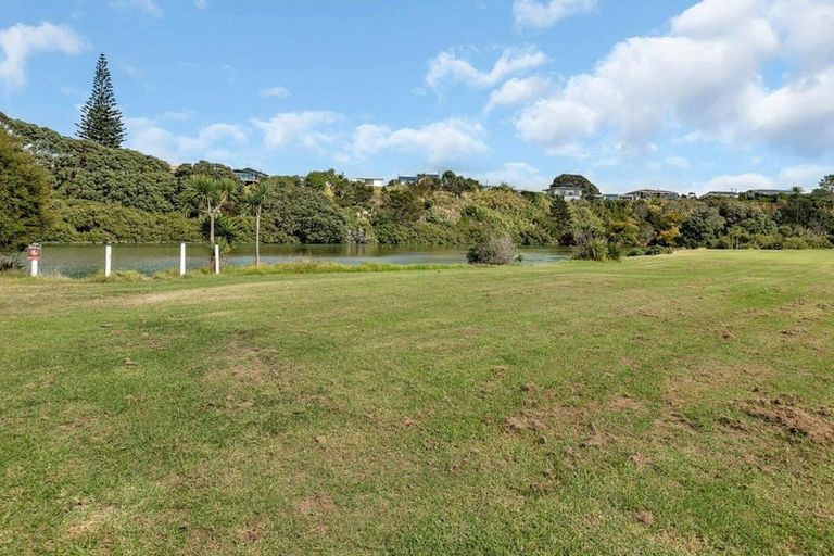 Photo of property in 7 Pukeko Street, Ruakaka, 0116