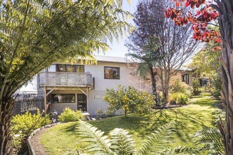 Photo of property in 23 Heatherlea Heights, Feilding, 4702