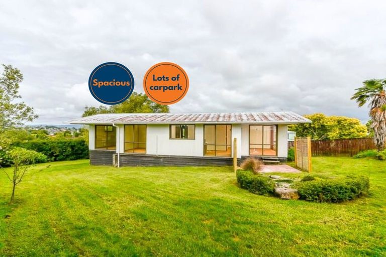 Photo of property in 141 Moire Road, West Harbour, Auckland, 0618