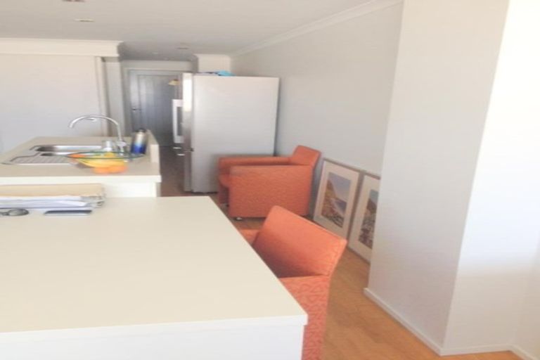 Photo of property in Algarve Apartments, 213/332 Maunganui Road, Mount Maunganui, 3116