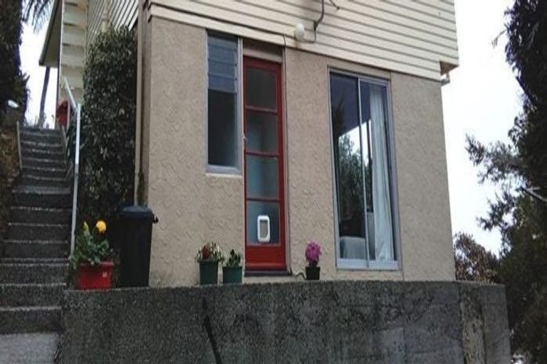 Photo of property in 16 Awarua Street, Ngaio, Wellington, 6035