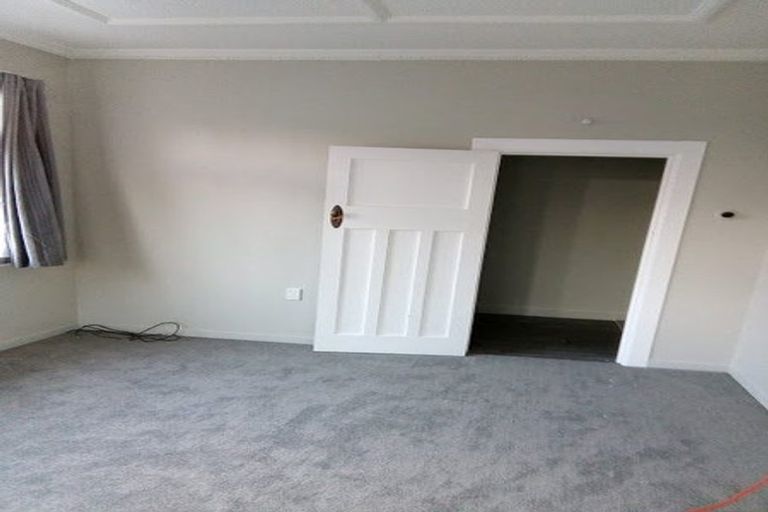 Photo of property in 5 Rongopai Street, Palmerston North, 4414