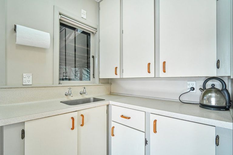 Photo of property in 314 Kennedy Road, Onekawa, Napier, 4110