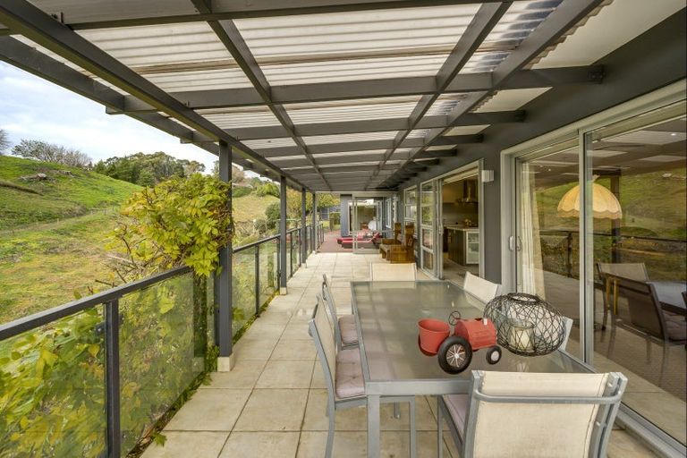 Photo of property in 12 Rochfort Road, Havelock North, 4130