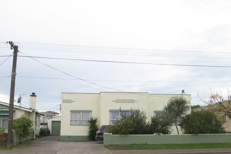 Photo of property in 72 Meeanee Quay, Westshore, Napier, 4110