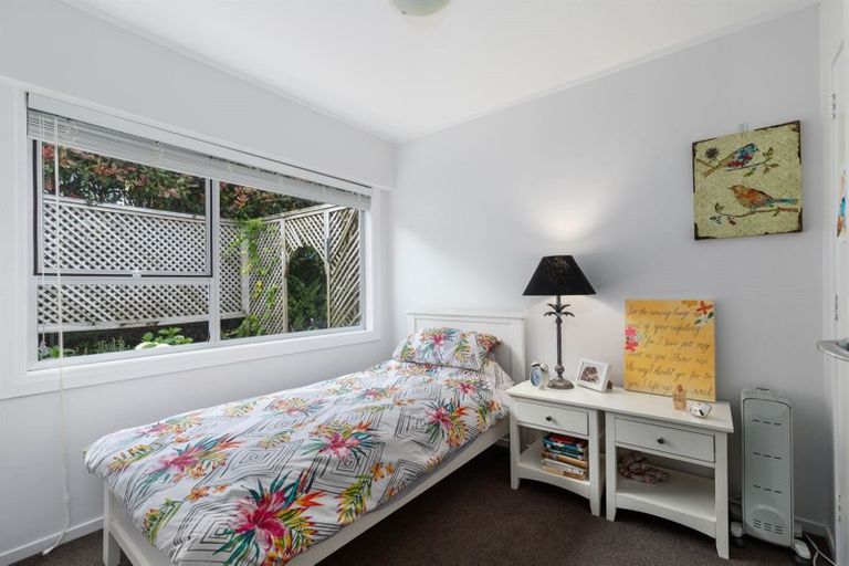 Photo of property in 3/18 Bevyn Street, Castor Bay, Auckland, 0620