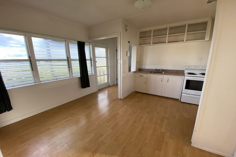 Photo of property in 110 Hurndall Street East, Maungaturoto, 0520