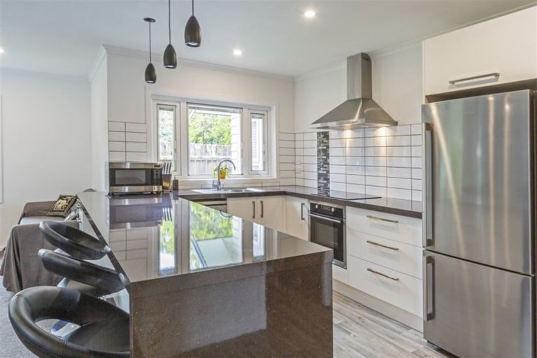 Photo of property in 9a Wellington Street, Feilding, 4702