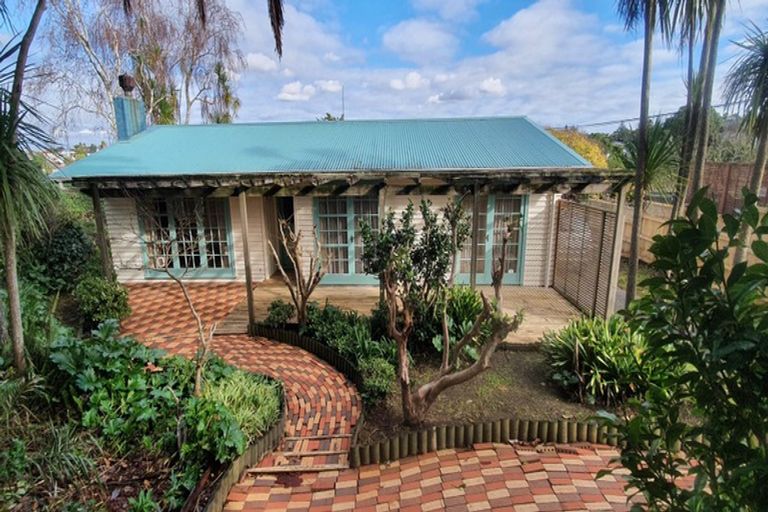 Photo of property in 29 Salem Place, Torbay, Auckland, 0630