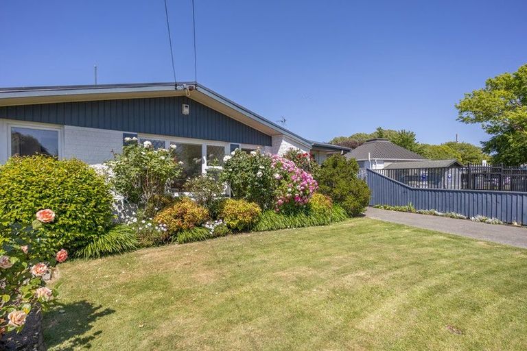 Photo of property in 4 Eastling Street, Bishopdale, Christchurch, 8053