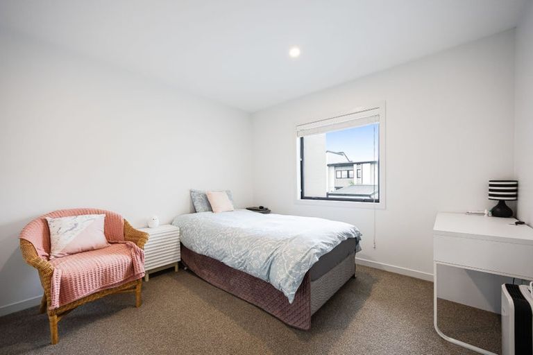 Photo of property in 34 Walter Merton Road, Hobsonville, Auckland, 0616