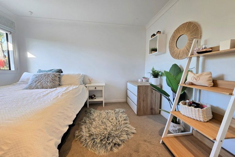 Photo of property in 21 Dressage Lane, Greenhithe, Auckland, 0632