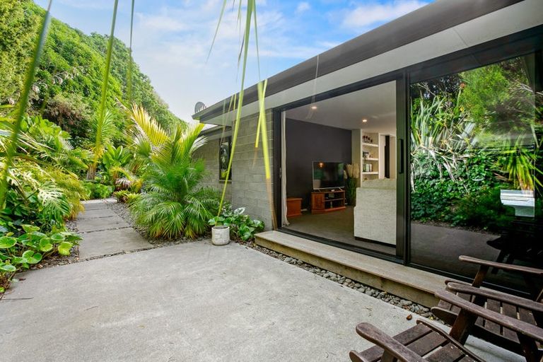 Photo of property in 7c Pipitea Place, Whalers Gate, New Plymouth, 4310