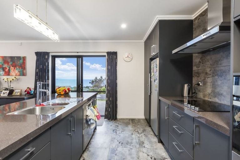 Photo of property in 464 Whangaparaoa Road, Stanmore Bay, Whangaparaoa, 0932